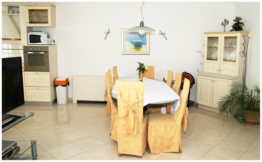 Apartments Ruza พรีมอชเตน ห้อง รูปภาพ