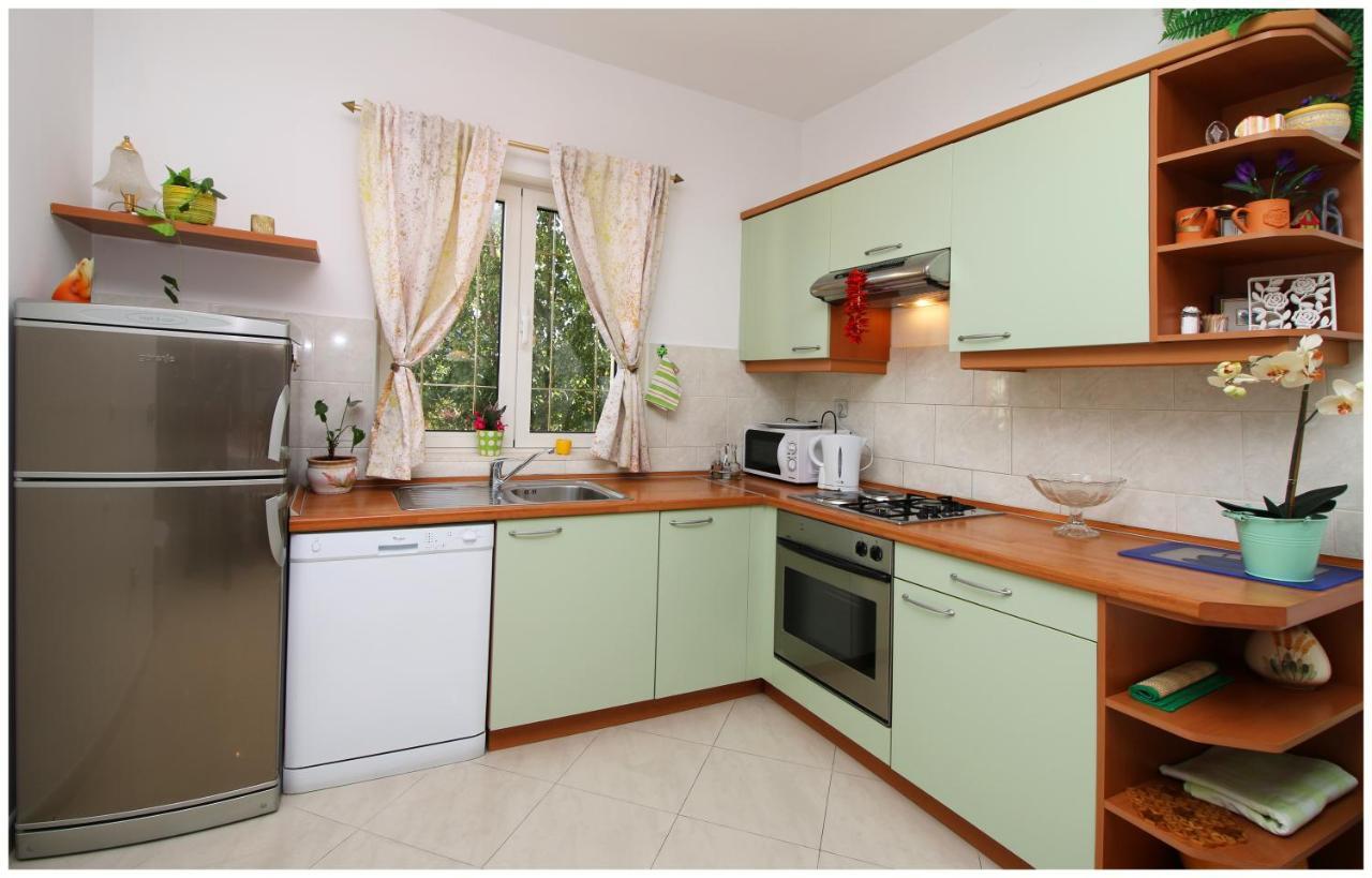 Apartments Ruza พรีมอชเตน ภายนอก รูปภาพ